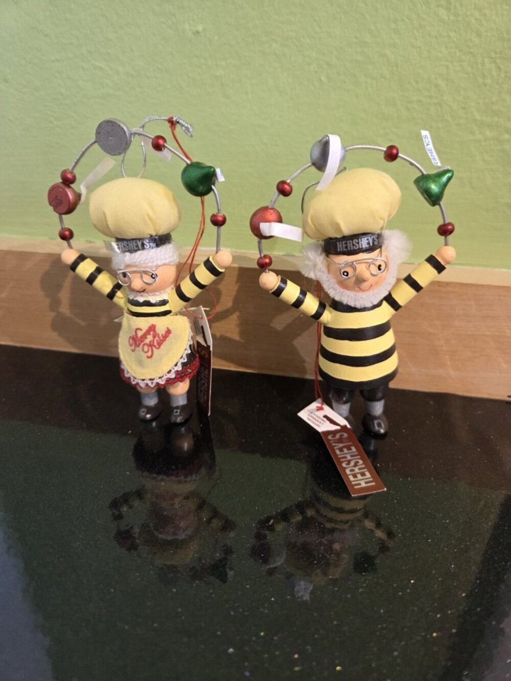 Vtg 2006 Kurt Adler Hershey Chocolate Santa Mrs Claus Ornament Hershey Kisses